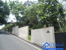 Land for Sale at Thalawathugoda